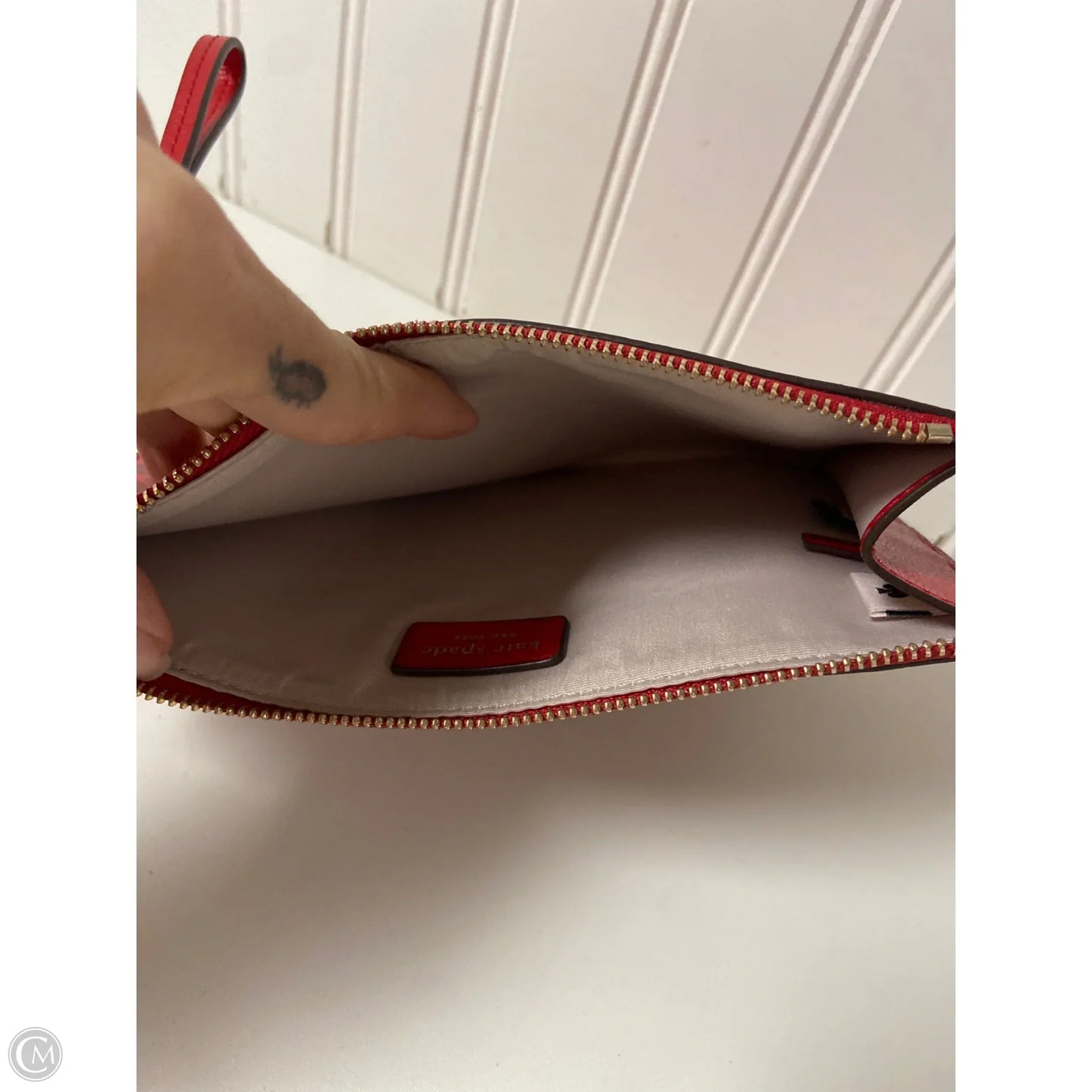 Wristlet Designer By Kate Spade, Size: Medium