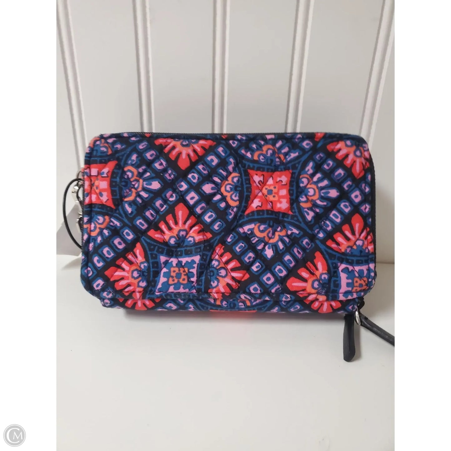 Wristlet By Vera Bradley, Size: Small