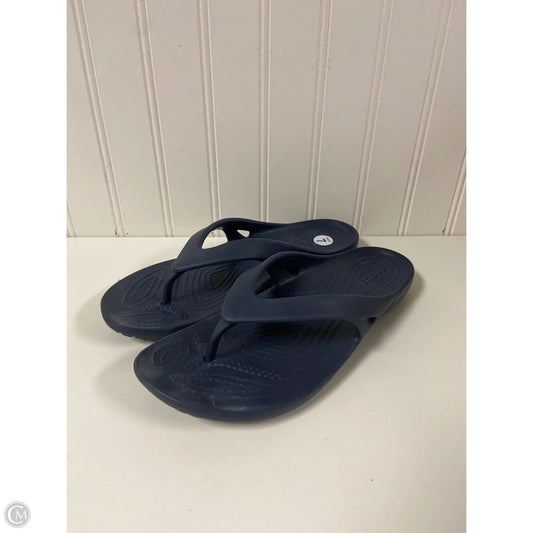 Sandals Flip Flops By Crocs In Navy, Size: 7