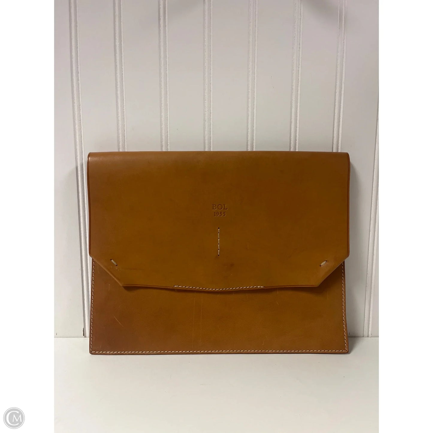 Clutch Leather By Clothes Mentor, Size: Large
