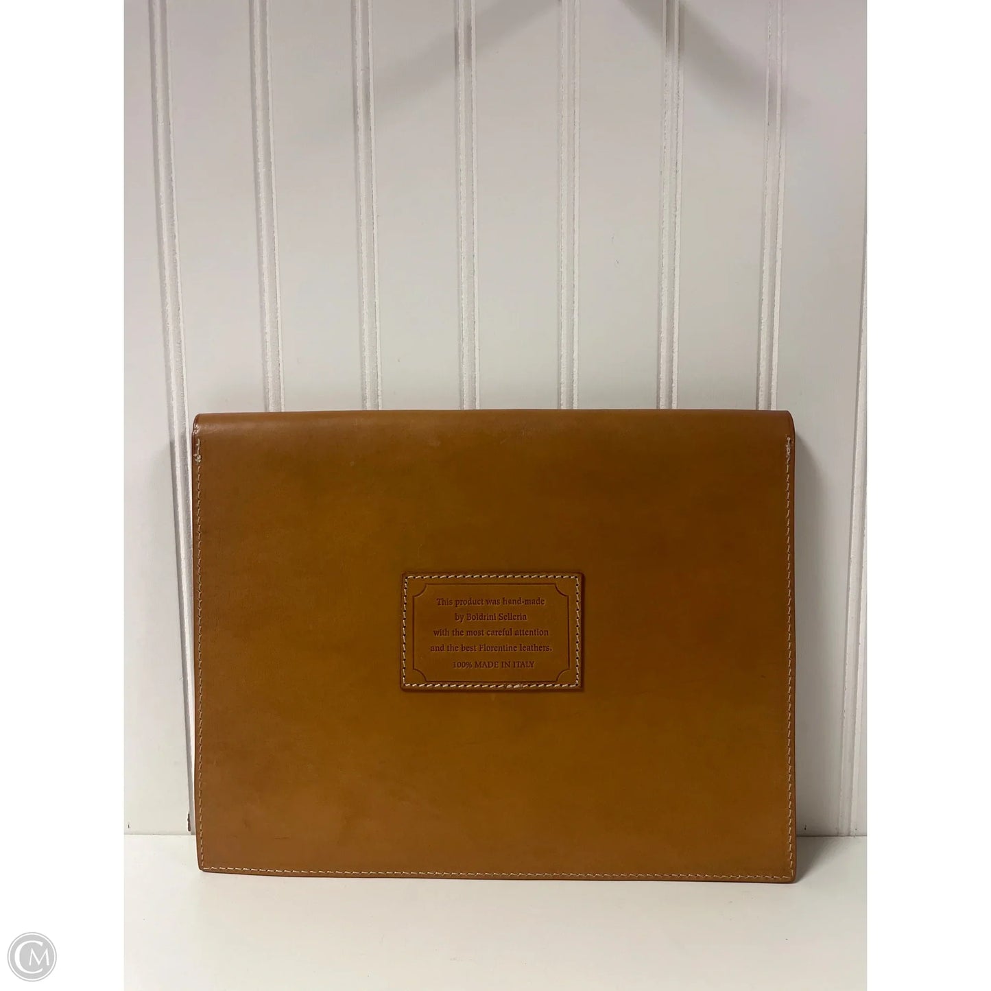 Clutch Leather By Clothes Mentor, Size: Large