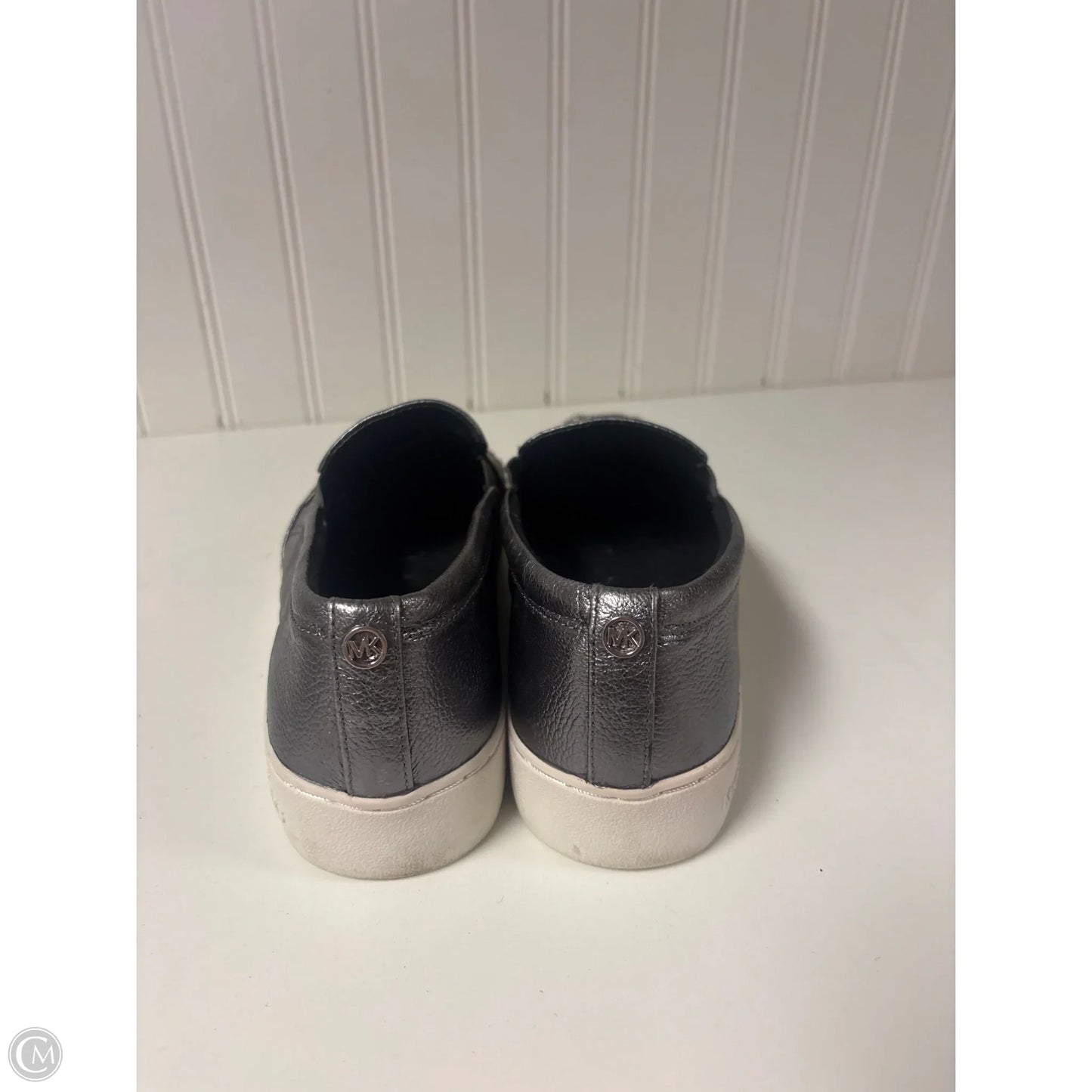 Shoes Designer By Michael Kors In Silver, Size: 7.5