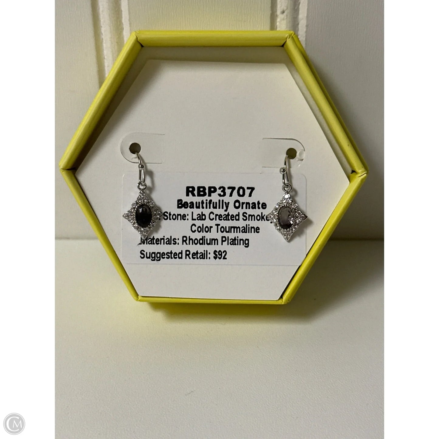 Earrings Dangle/drop By Clothes Mentor