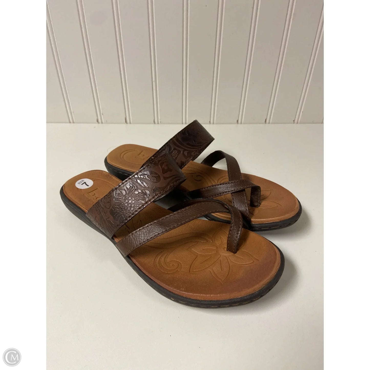Sandals Flats By Boc In Brown, Size: 7