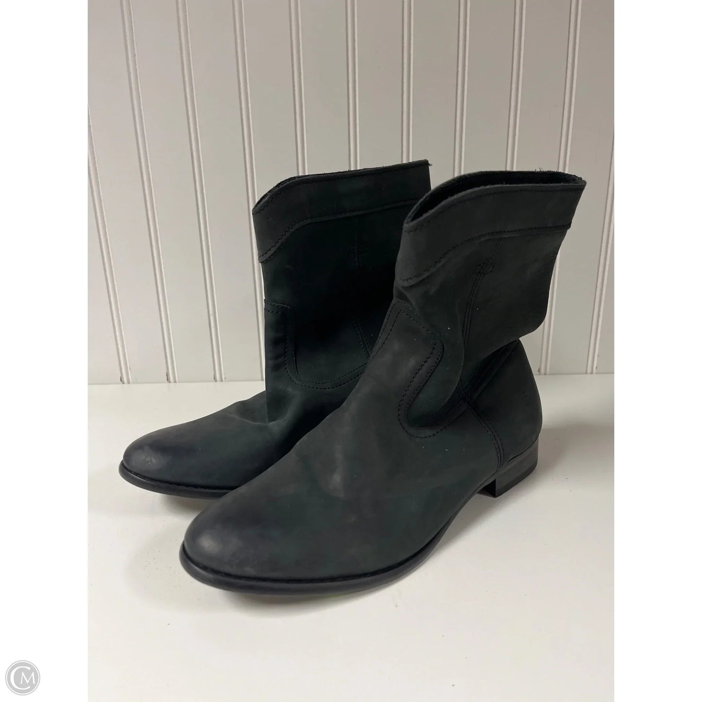Boots Designer By Frye In Grey, Size: 9