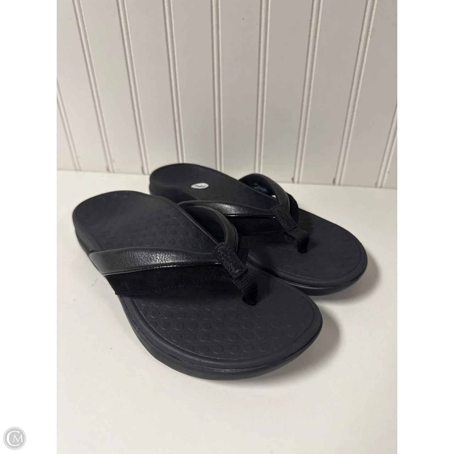 Sandals Flip Flops By Vionic In Black, Size: 7
