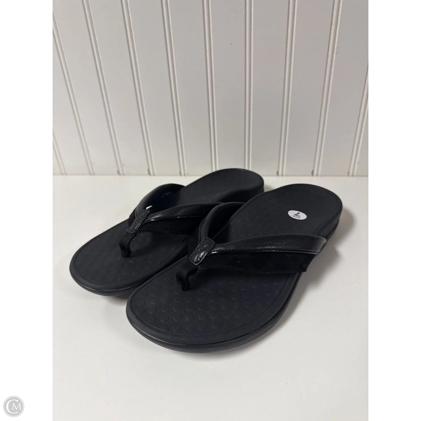 Sandals Flip Flops By Vionic In Black, Size: 7