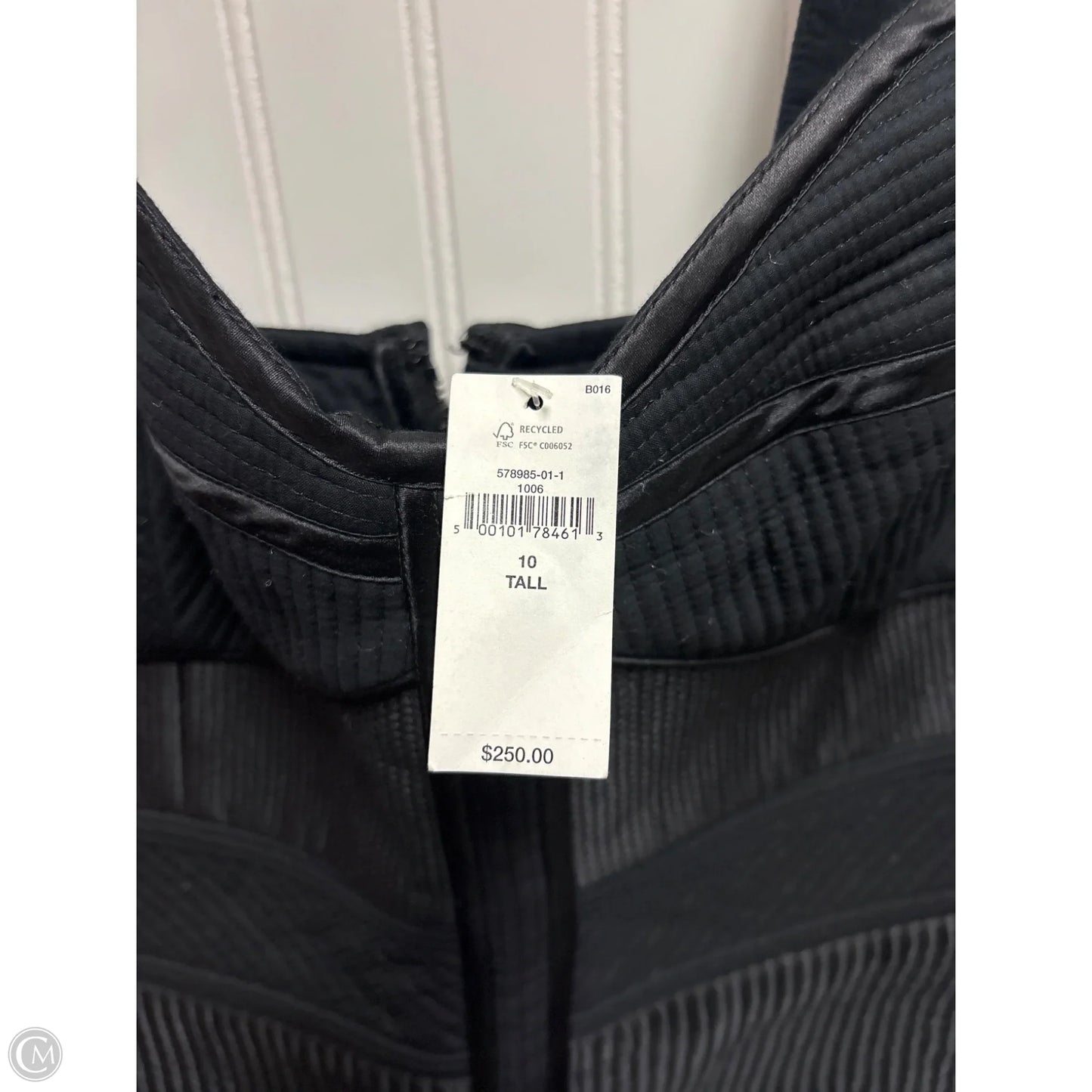 Dress Casual Short By Banana Republic In Black, Size: M