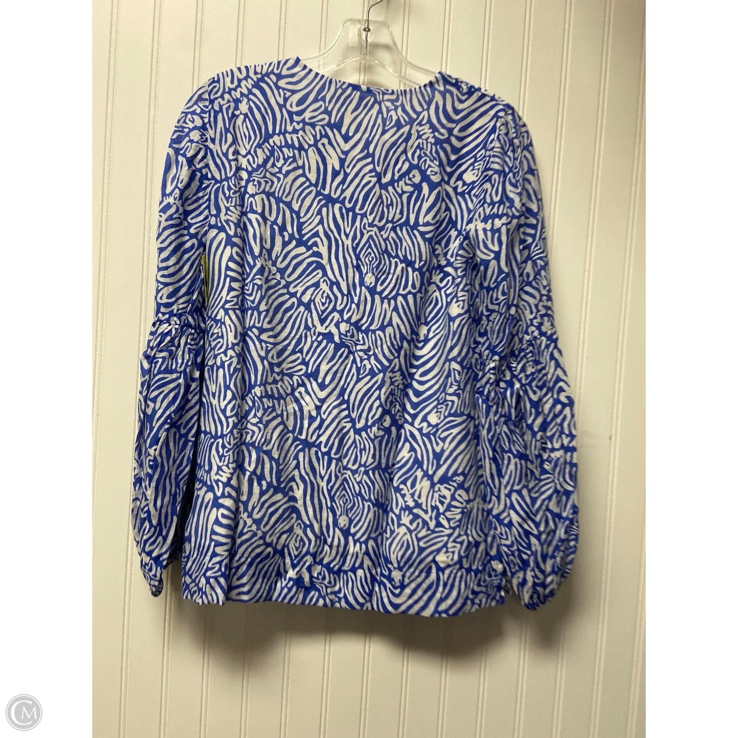 Top Long Sleeve Designer By Lilly Pulitzer In Blue & White, Size: Xs