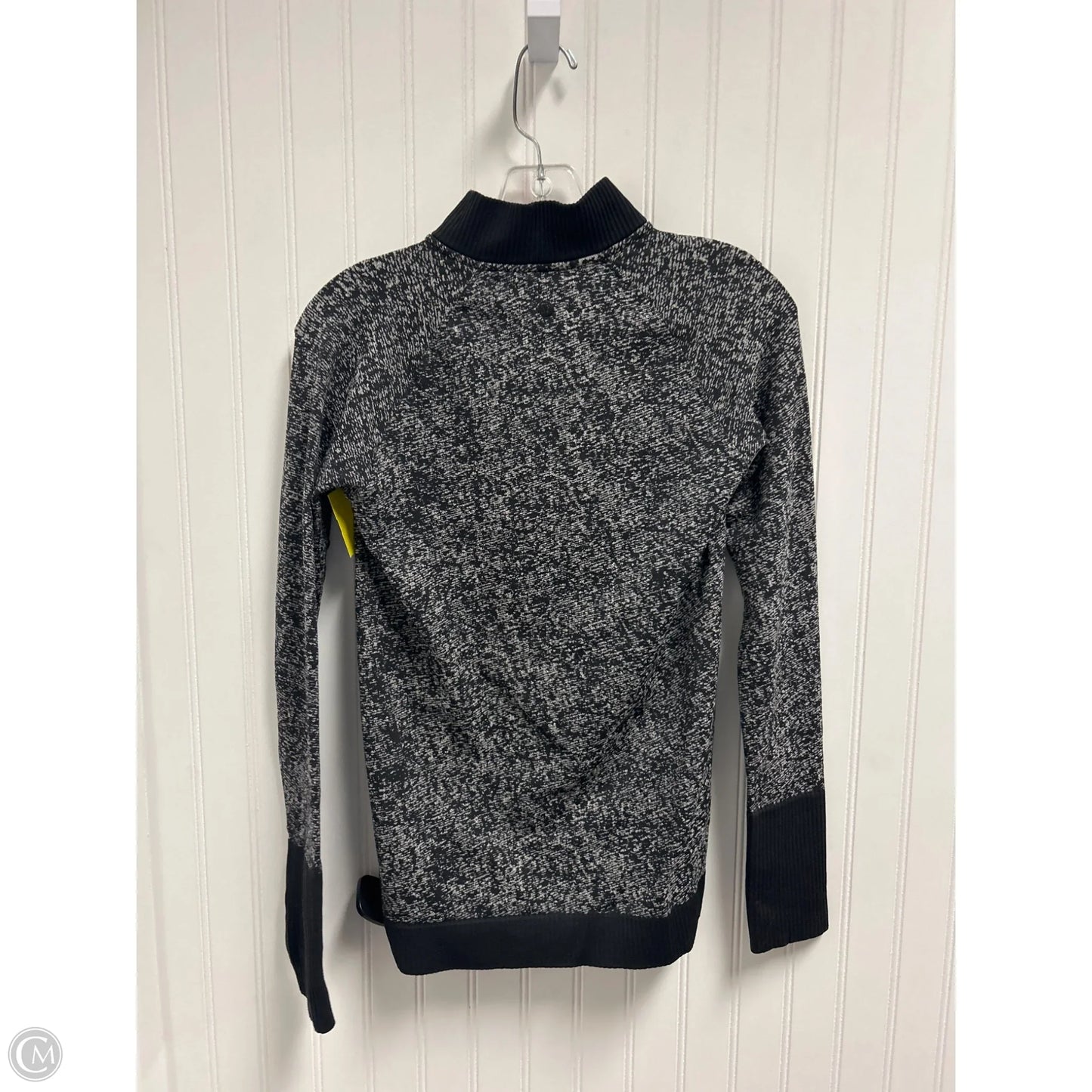 Athletic Top Long Sleeve Collar By Lululemon In Black & Grey, Size: S