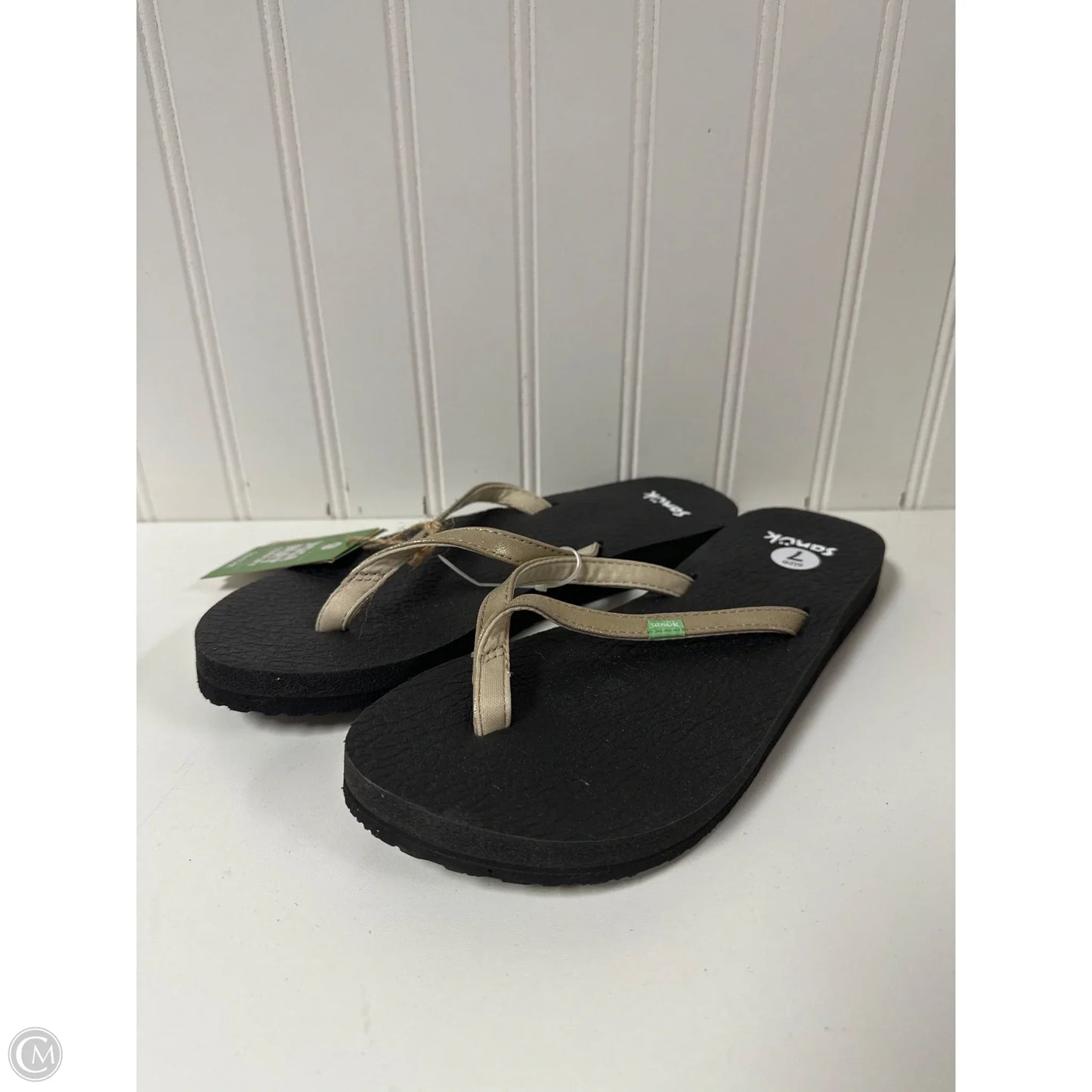 Sandals Flip Flops By Sanuk In Gold, Size: 7
