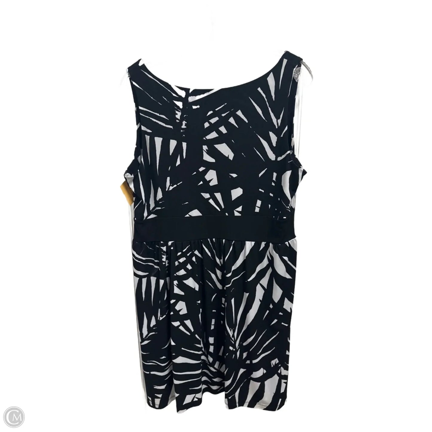 Dress Casual Short By Michael By Michael Kors In Black & White, Size: Lp