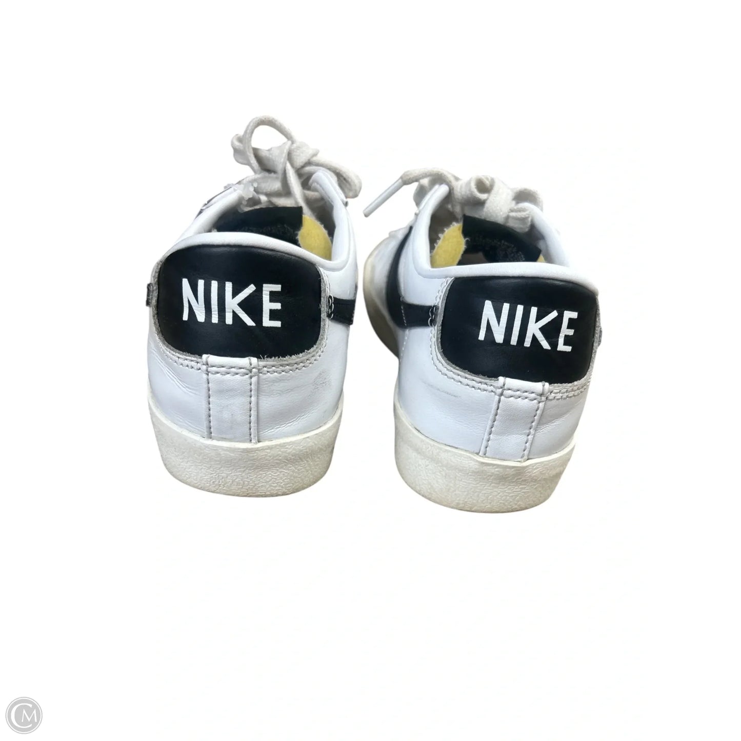 Shoes Sneakers By Nike In White, Size: 8