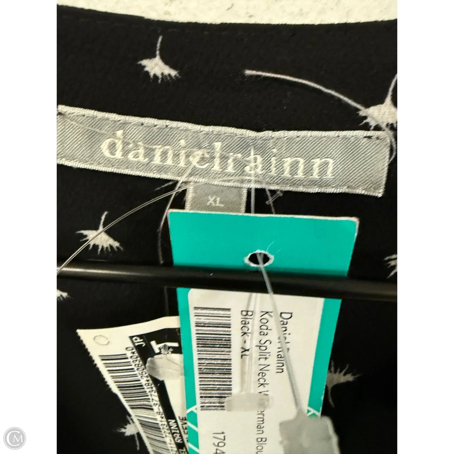 Top 3/4 Sleeve By Daniel Rainn In Black, Size: Xl