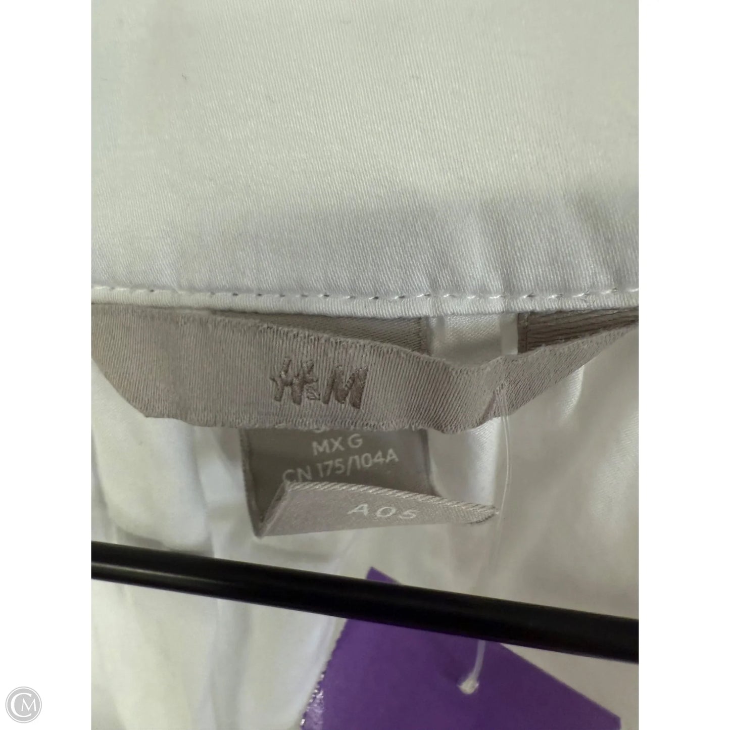 Top Long Sleeve By H&m In White, Size: L