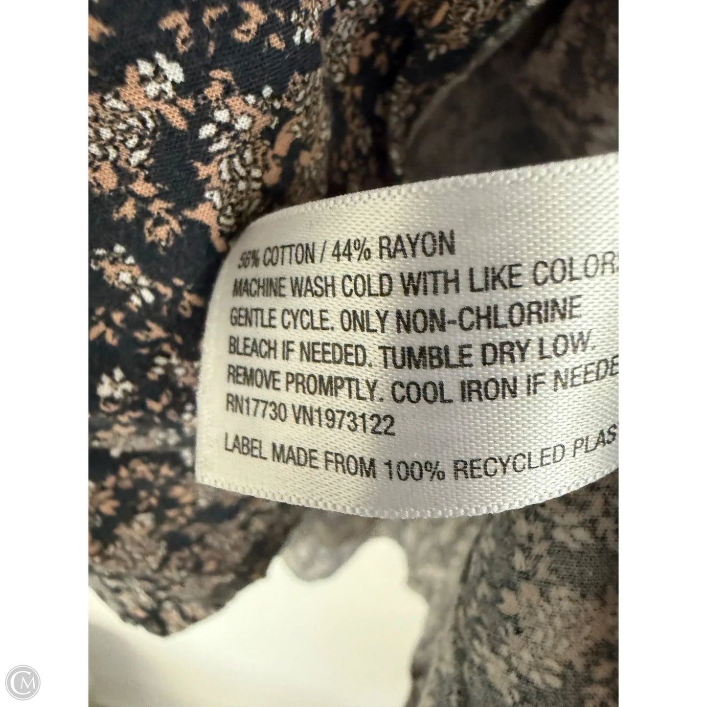 Top Long Sleeve By Universal Thread In Floral Print, Size: M