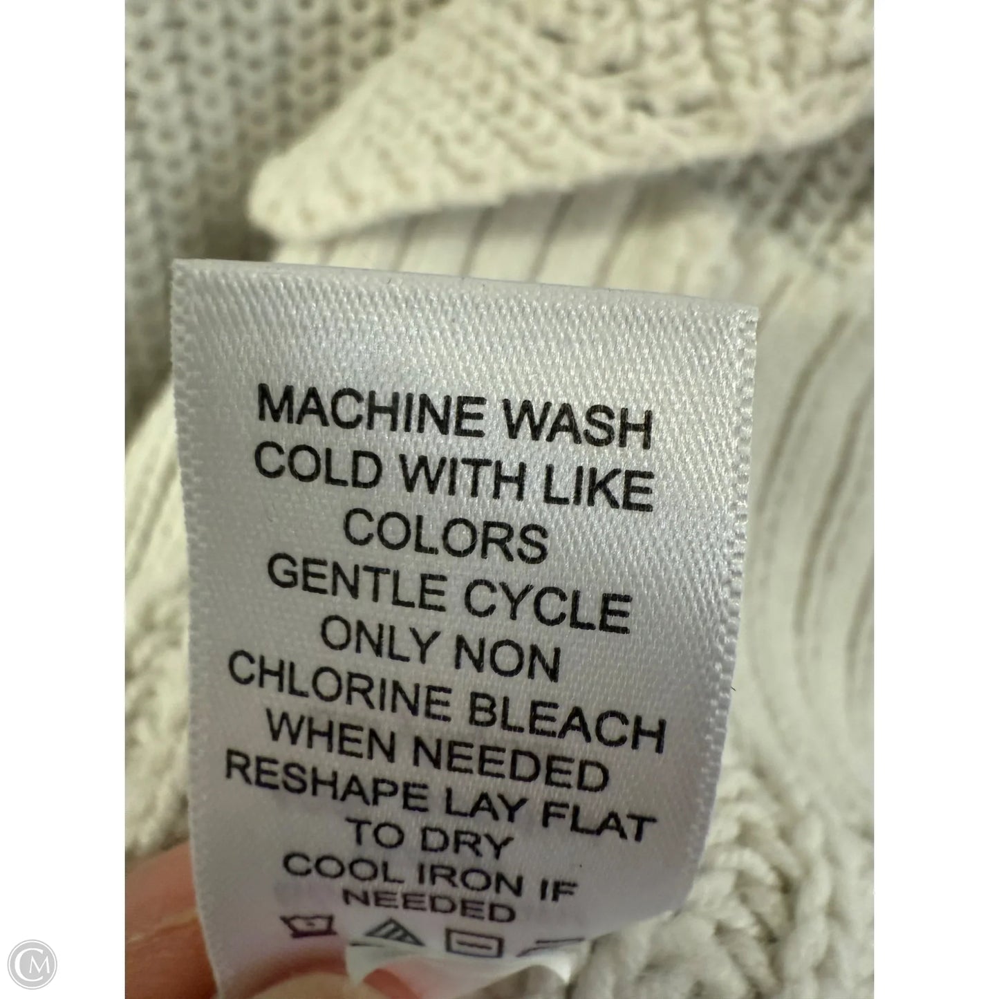 Sweater Short Sleeve By Maurices In Cream, Size: S