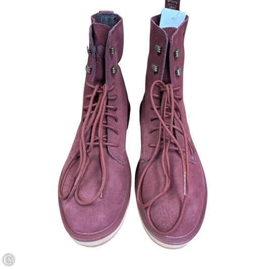 Boots Ankle Flats By Sorel In Maroon, Size: 6.5
