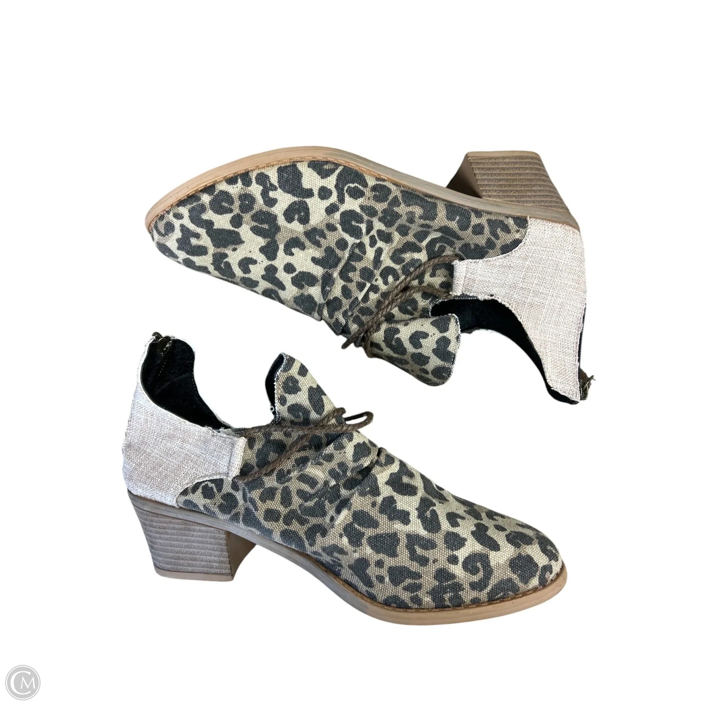 Boots Ankle Flats By Clothes Mentor In Animal Print, Size: 8.5