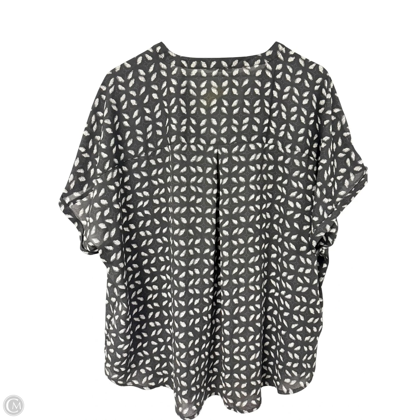 Top Short Sleeve By Maurices In Black, Size: 2x