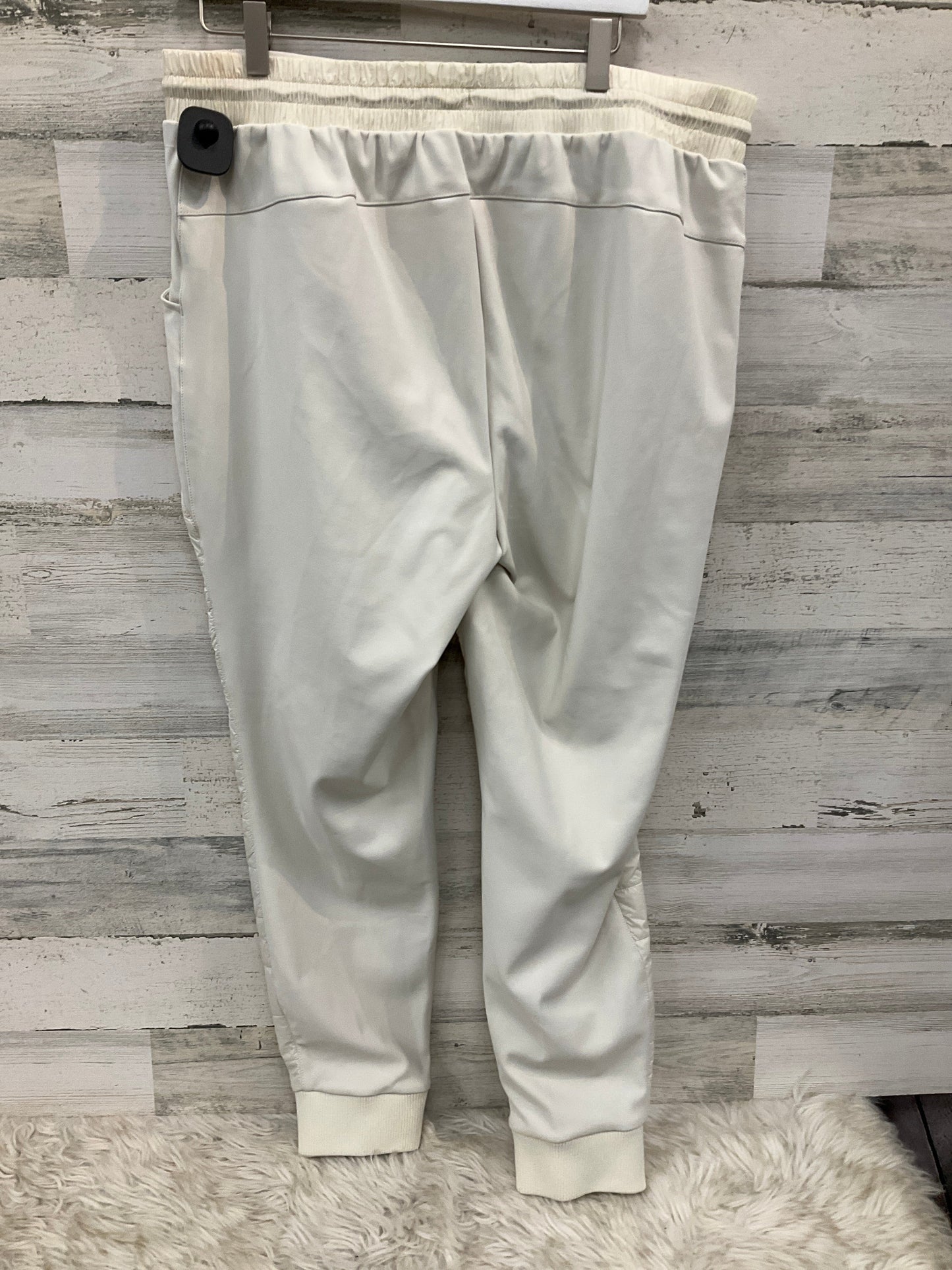 Pants Other By Clothes Mentor In Cream, Size: Xl