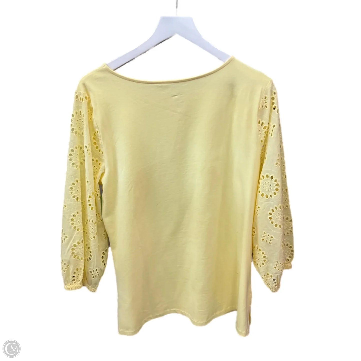 Top Short Sleeve By Clothes Mentor In Yellow, Size: M