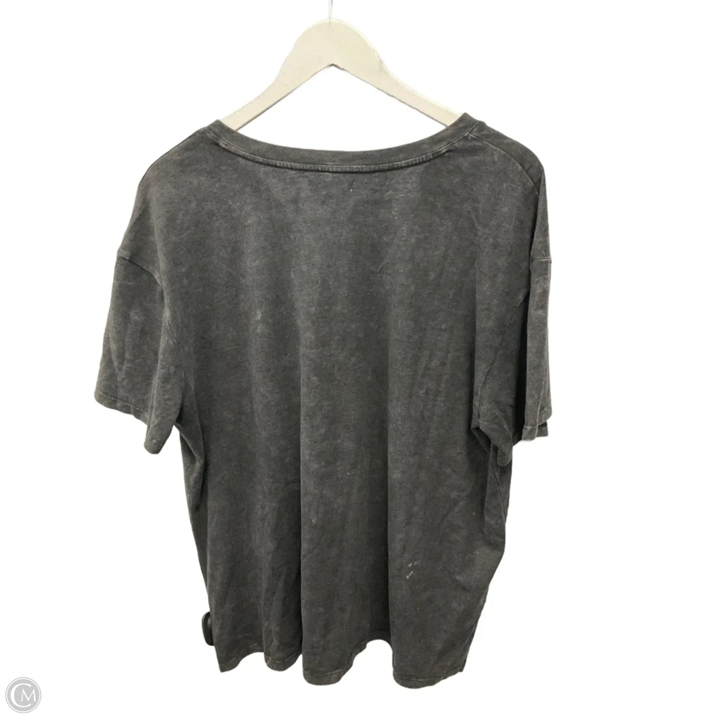 Top Short Sleeve By Maurices In Grey, Size: 0x