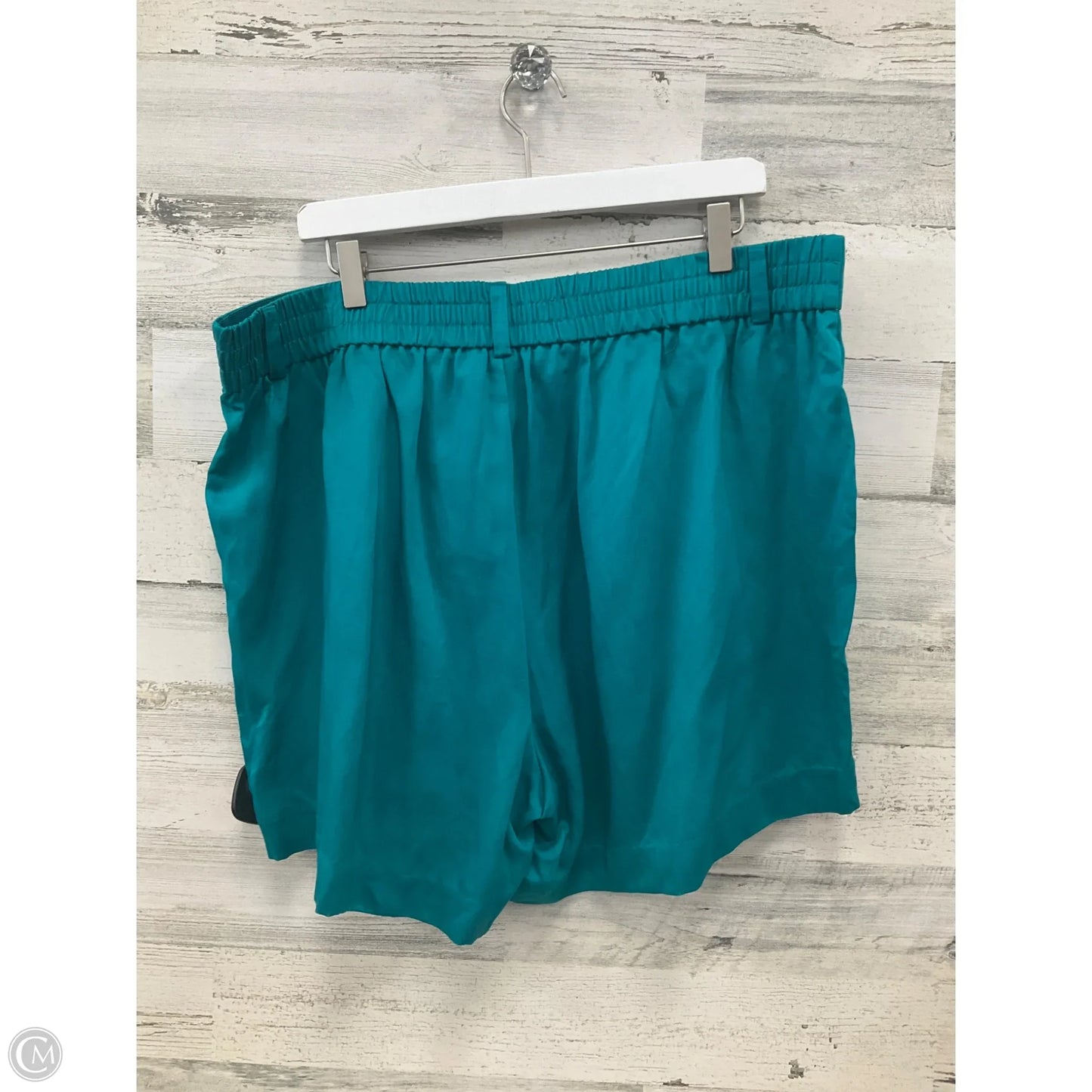 Shorts By Torrid In Green, Size: 18