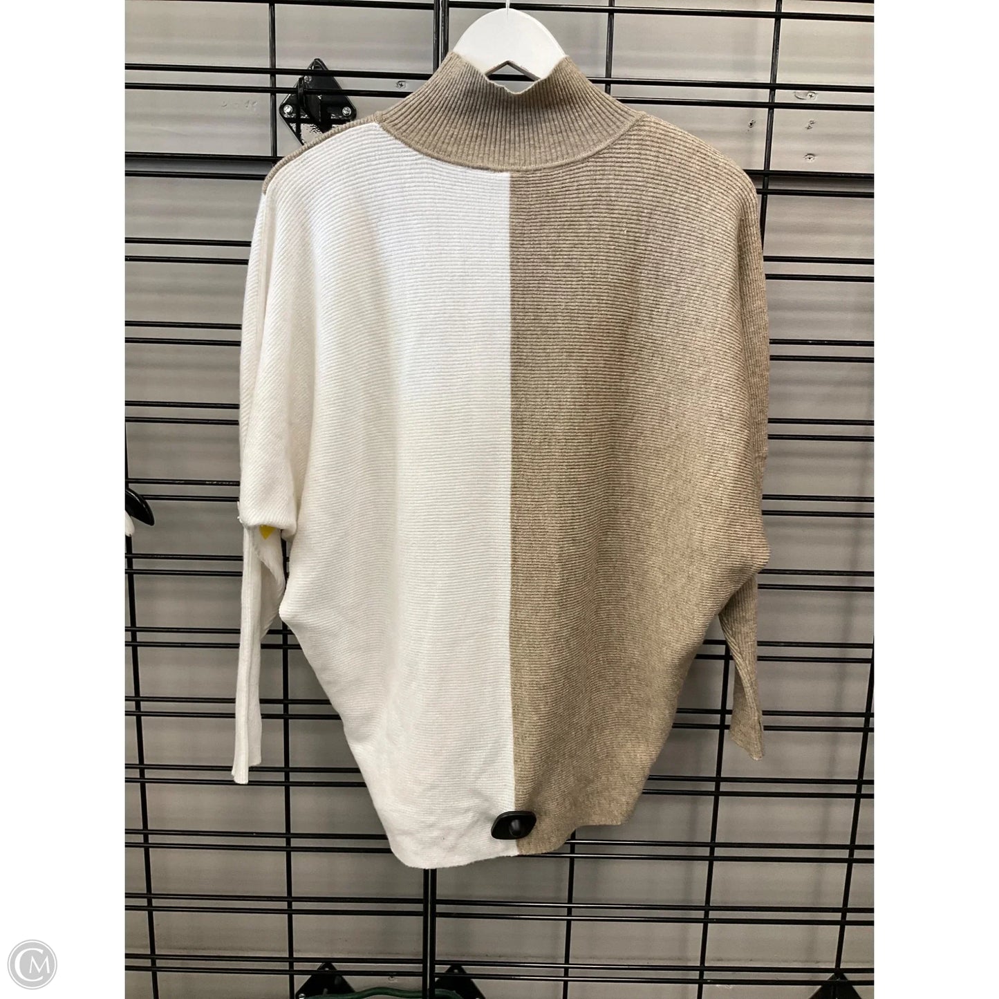 Sweater By Elan In Beige, Size: S