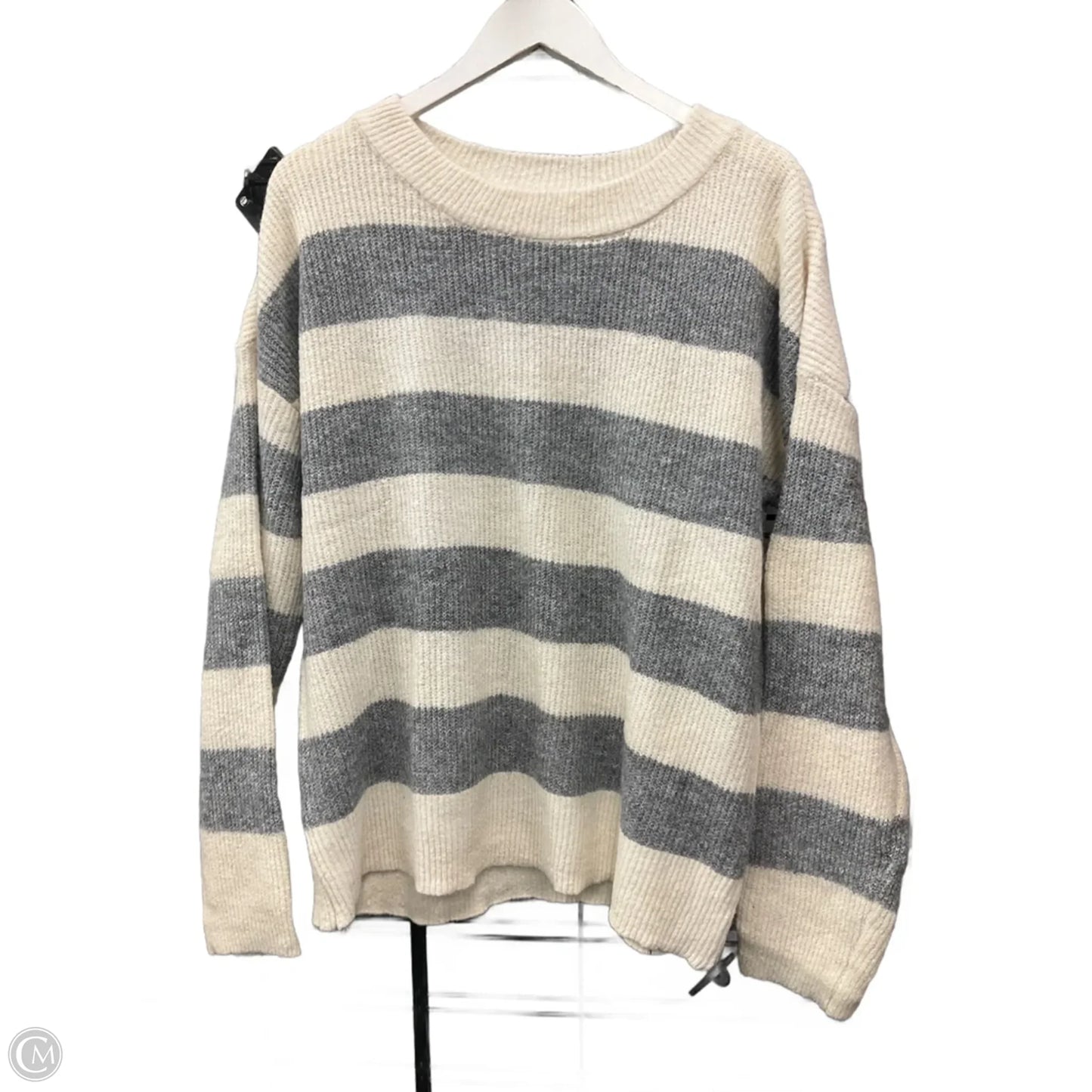 Sweater By Maurices In Cream & Grey, Size: L