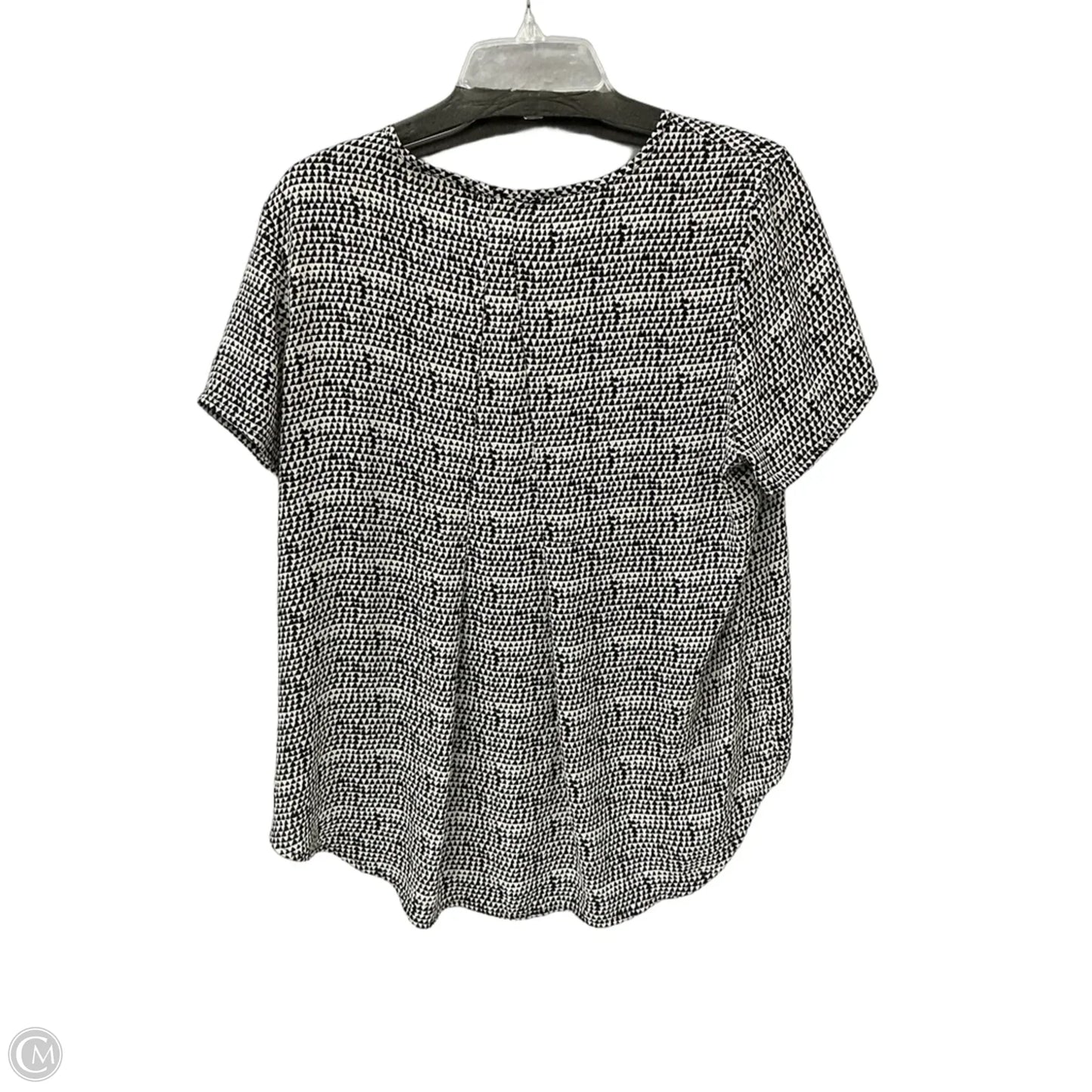 Top Short Sleeve By Pleione In Black, Size: L