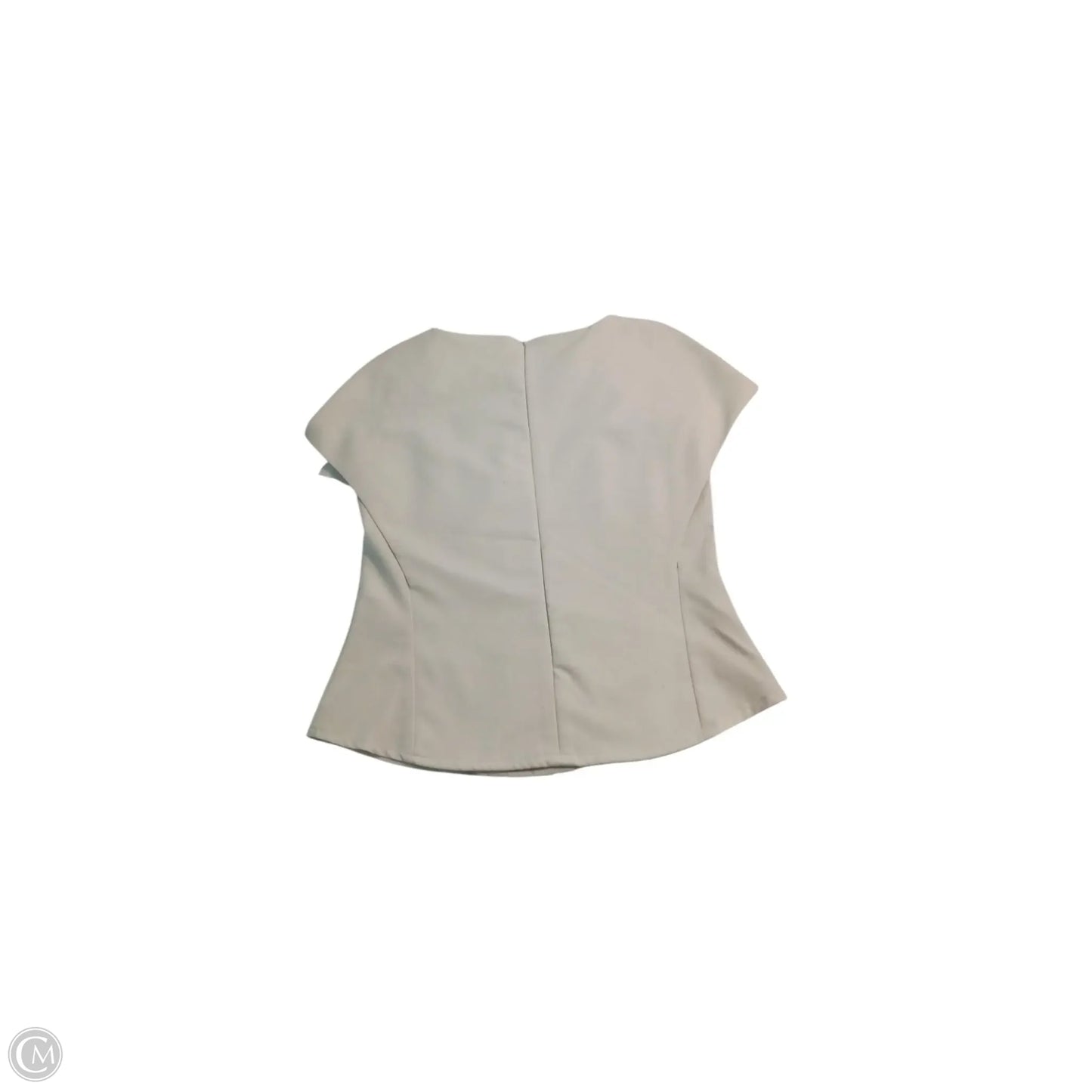 Top Short Sleeve By Clothes Mentor In Cream, Size: M