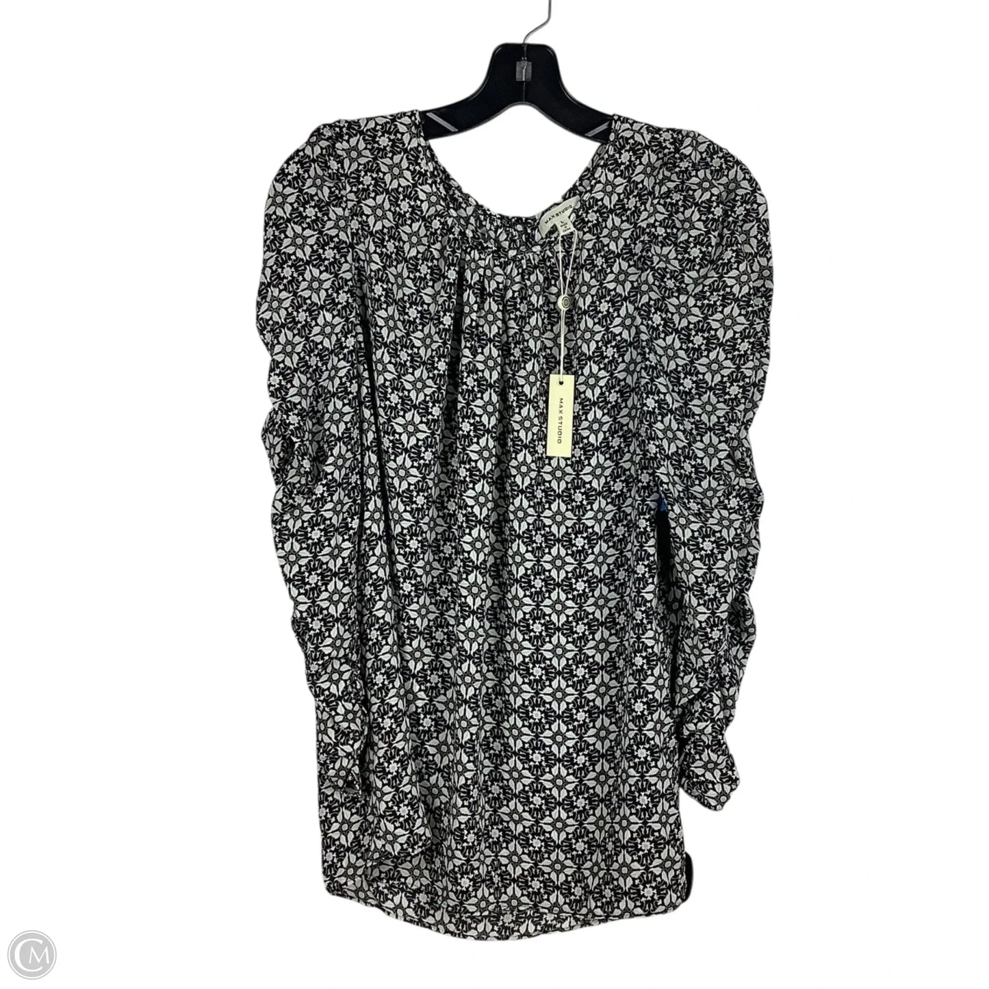 Top Long Sleeve By Max Studio In Black & White, Size: L