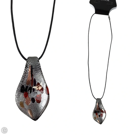 Necklace Charm By Clothes Mentor