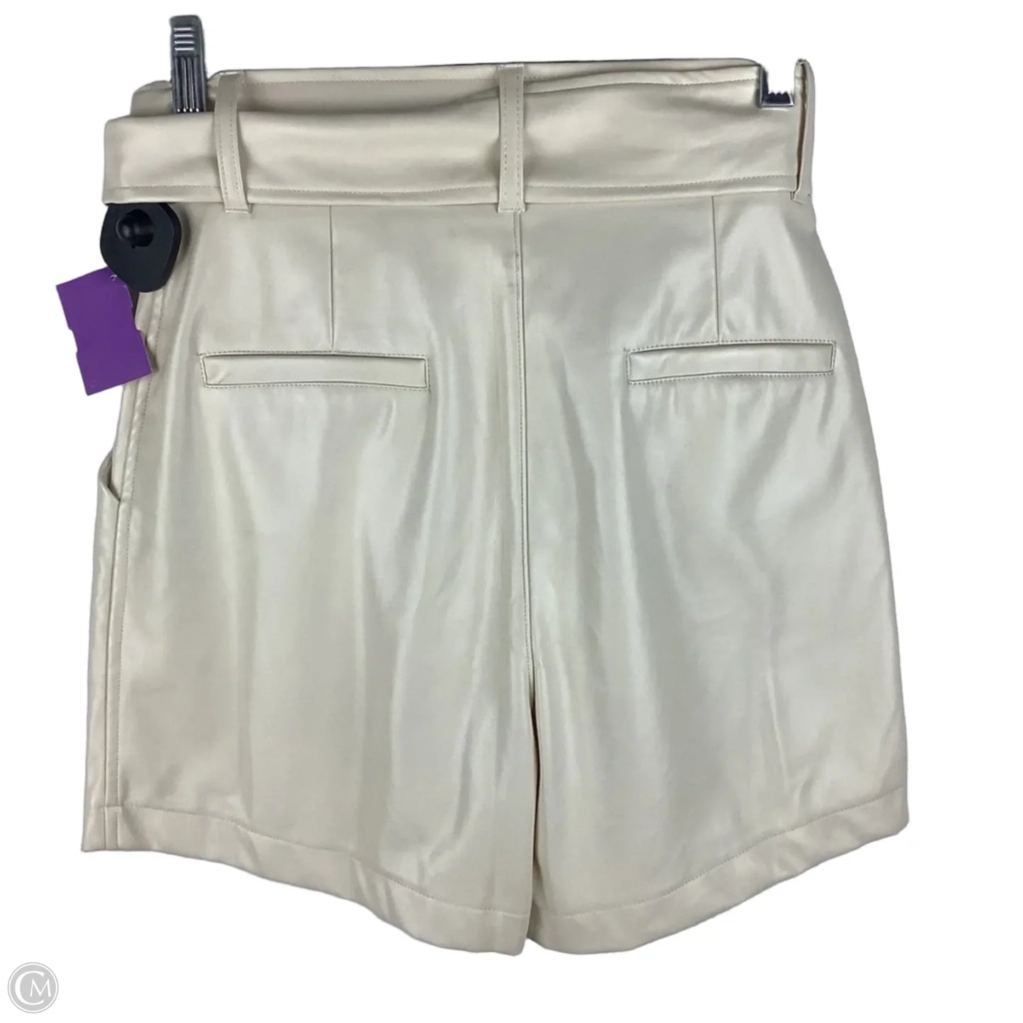 Shorts By Sadie & Sage In Cream, Size: Xs