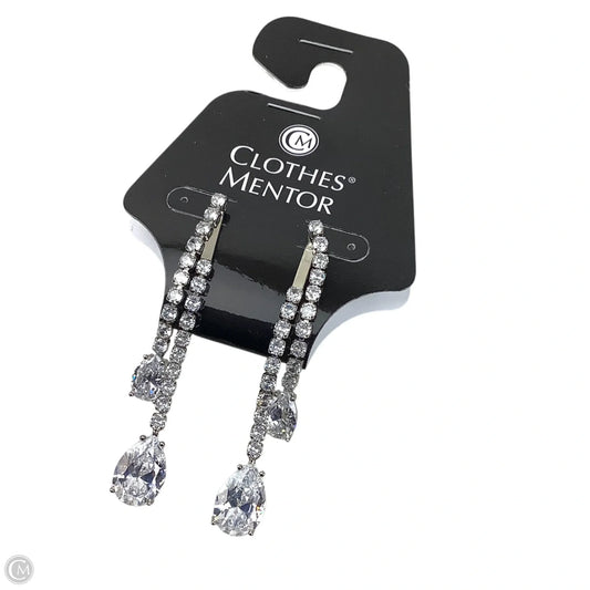 Earrings Dangle/drop By Clothes Mentor
