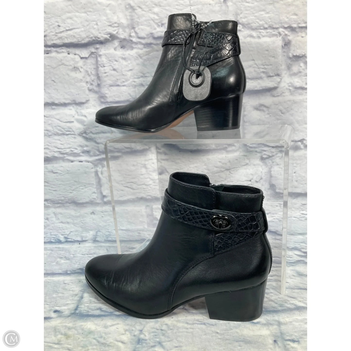 Boots Designer By Coach In Black, Size: 7