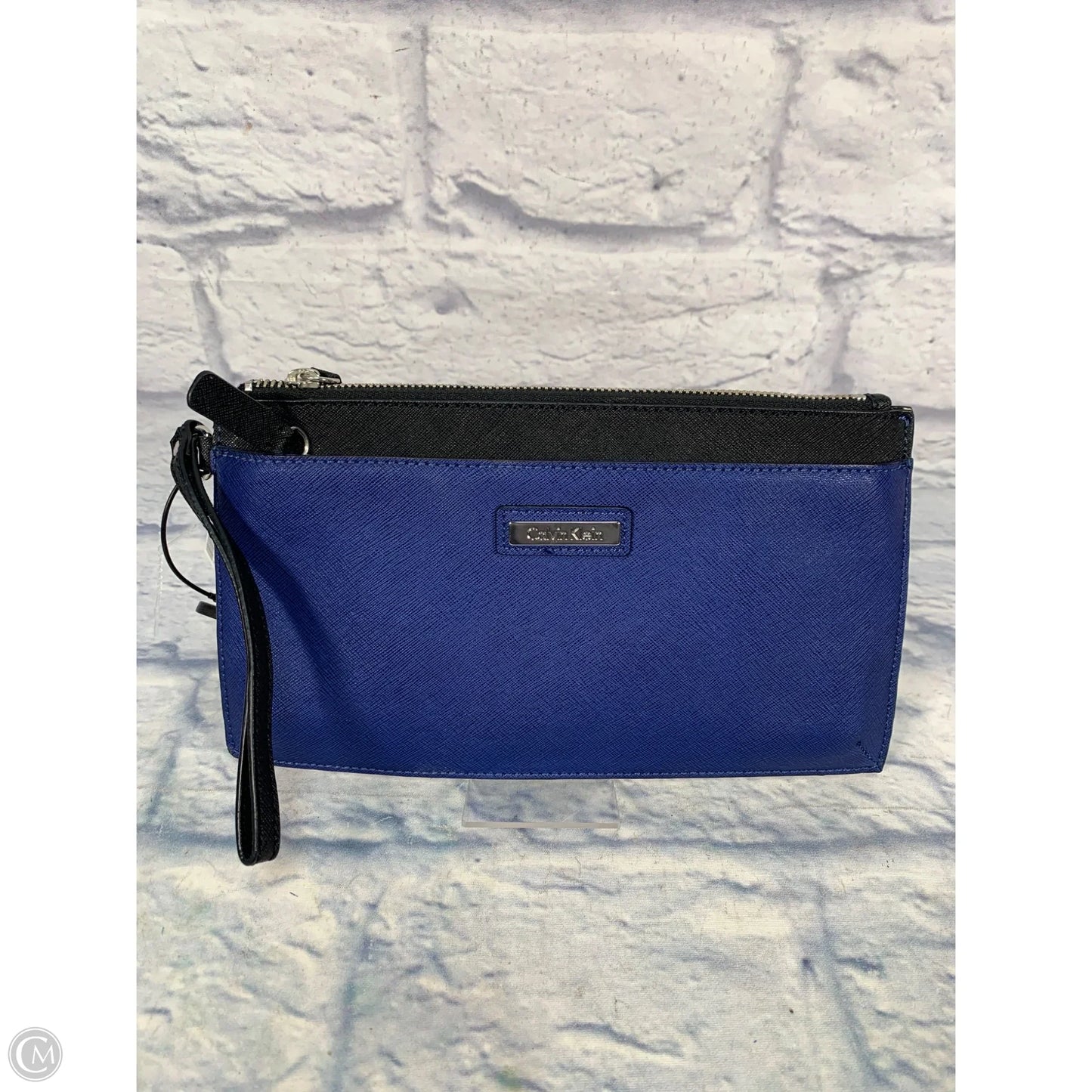 Wristlet Leather By Calvin Klein, Size: Medium