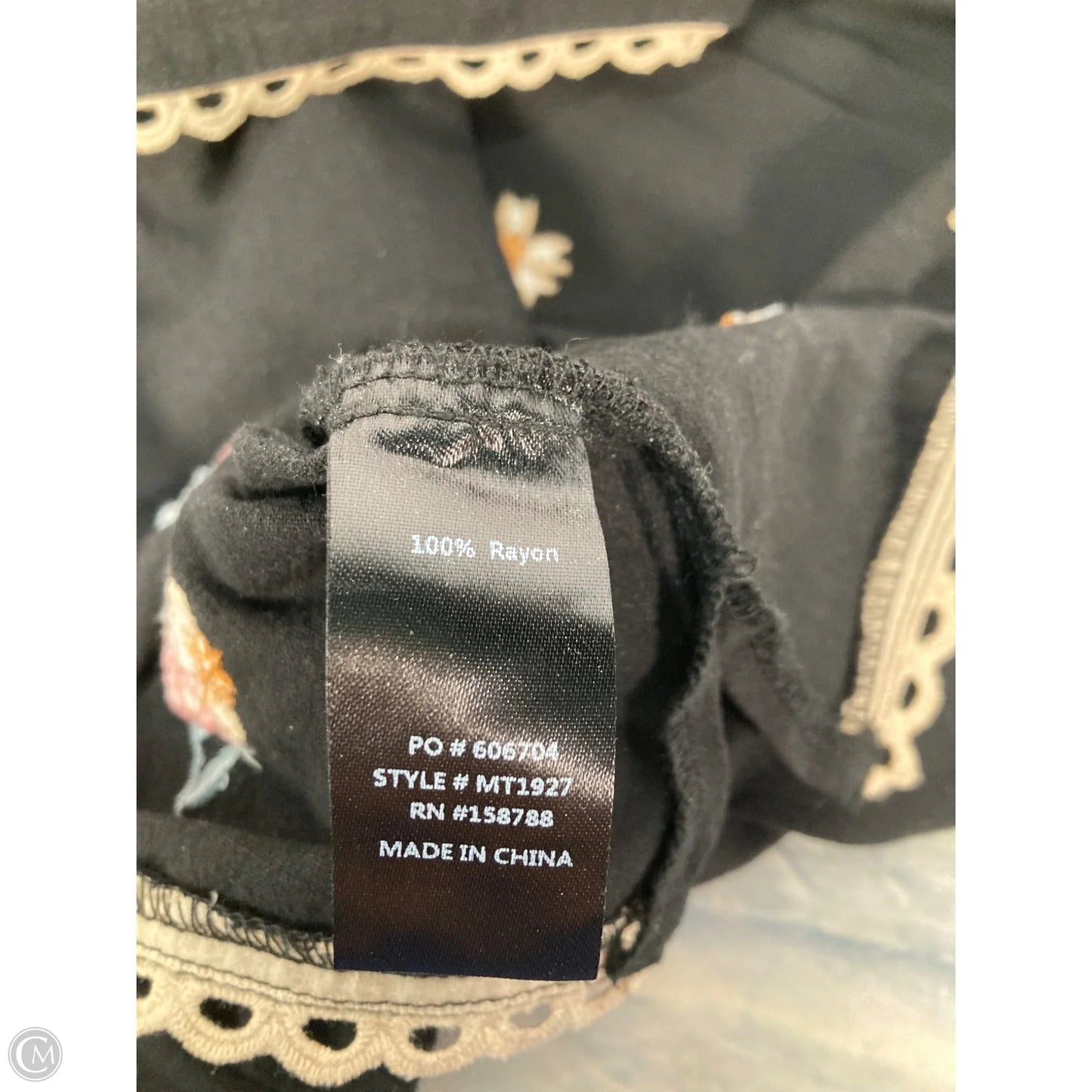 Top Short Sleeve By Mable In Black, Size: M