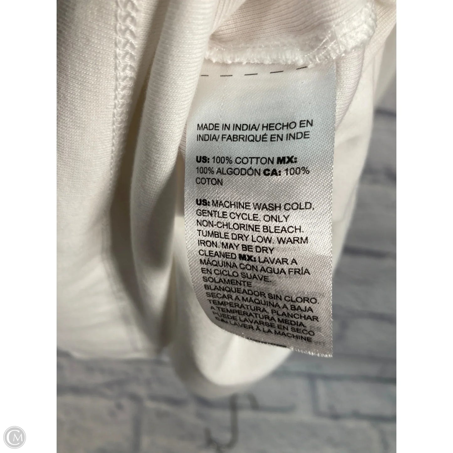 Top Short Sleeve Basic By Chicos In White, Size: Xl