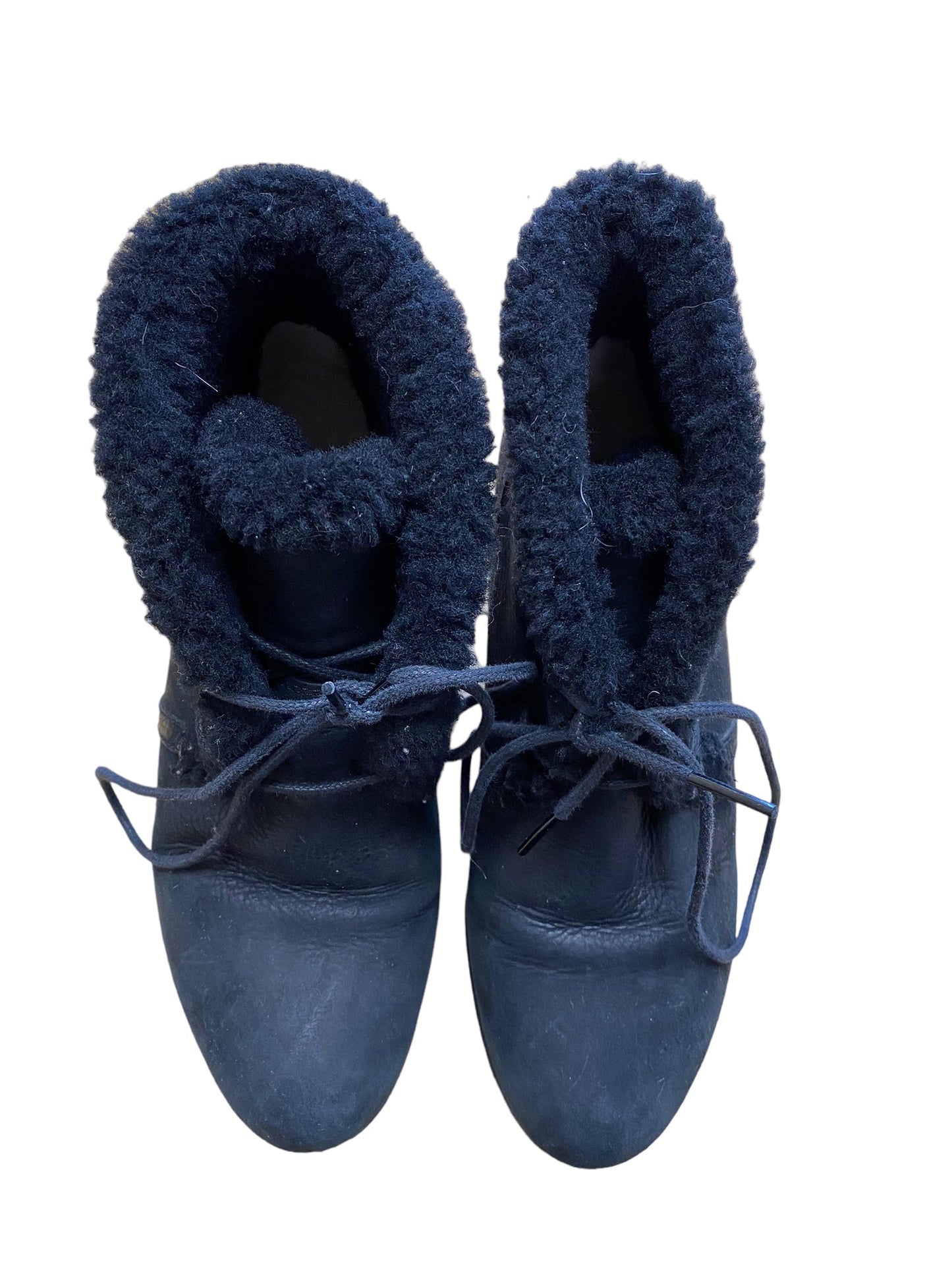 Shoes Heels Wedge By Ugg Size: 7