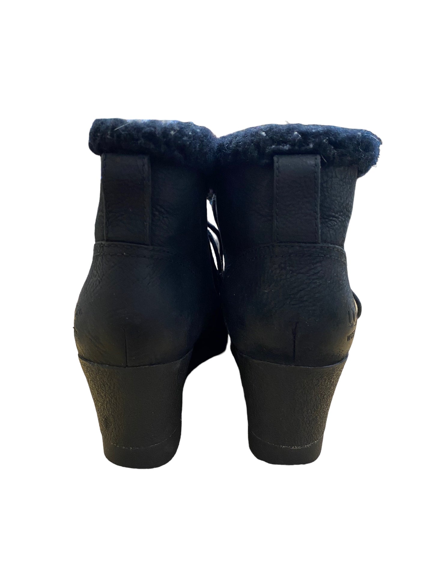 Shoes Heels Wedge By Ugg Size: 7