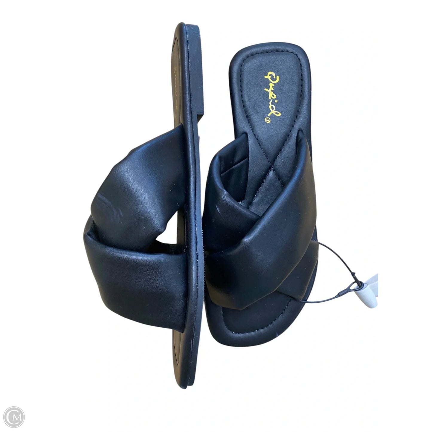 Sandals Flats By Qupid In Black, Size: 6