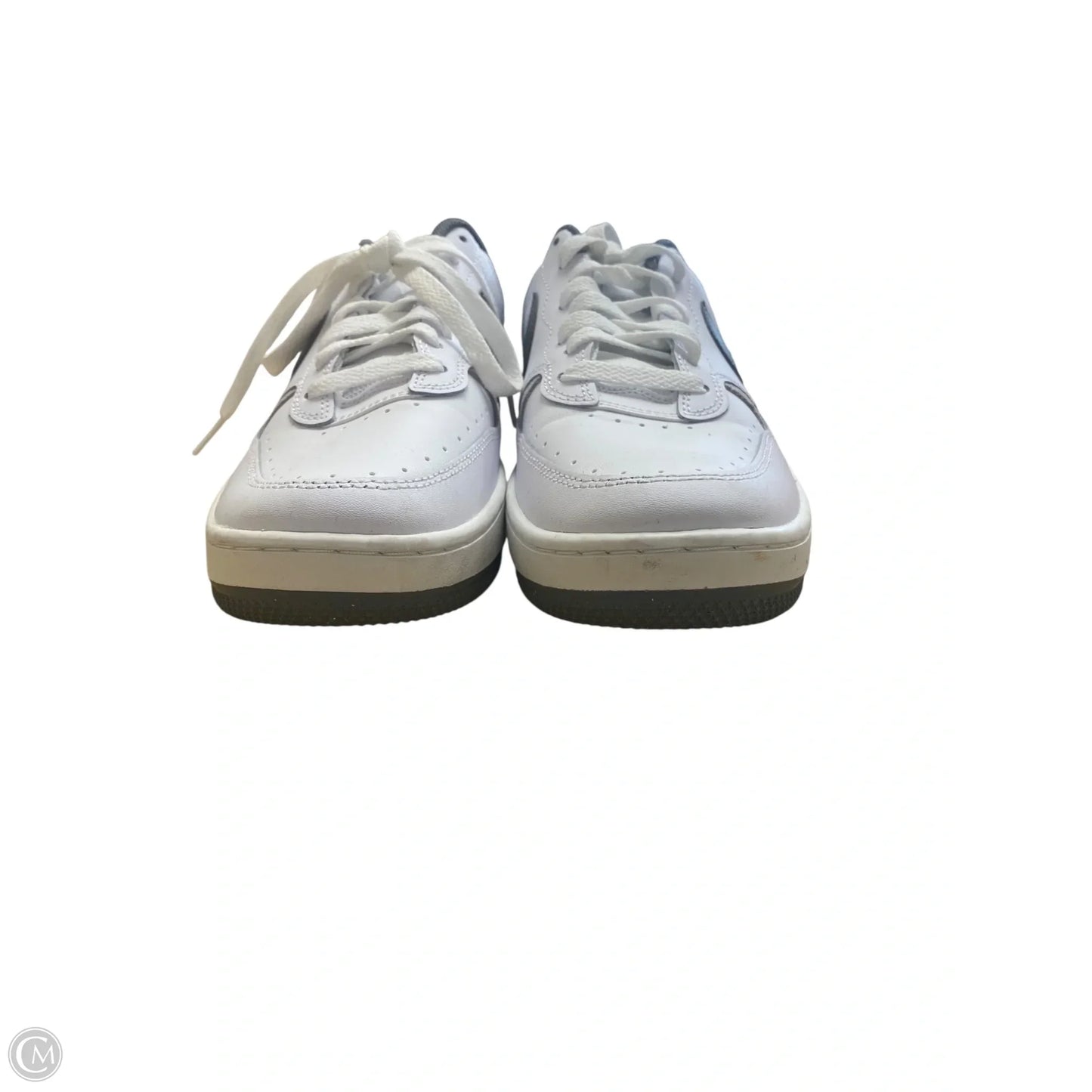 Shoes Sneakers By Nike In Grey & White, Size: 8
