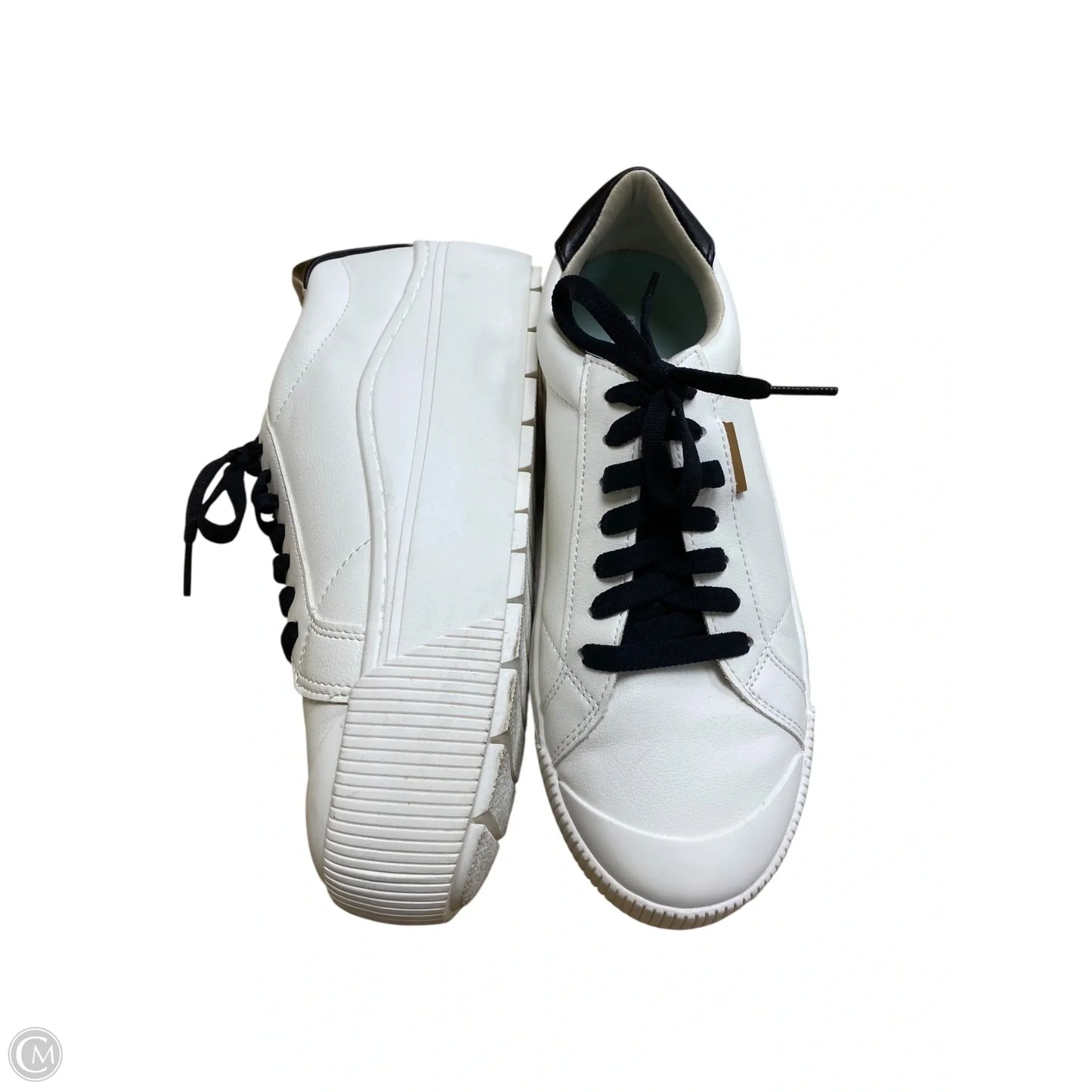Shoes Sneakers By Dr Scholls In White, Size: 7.5