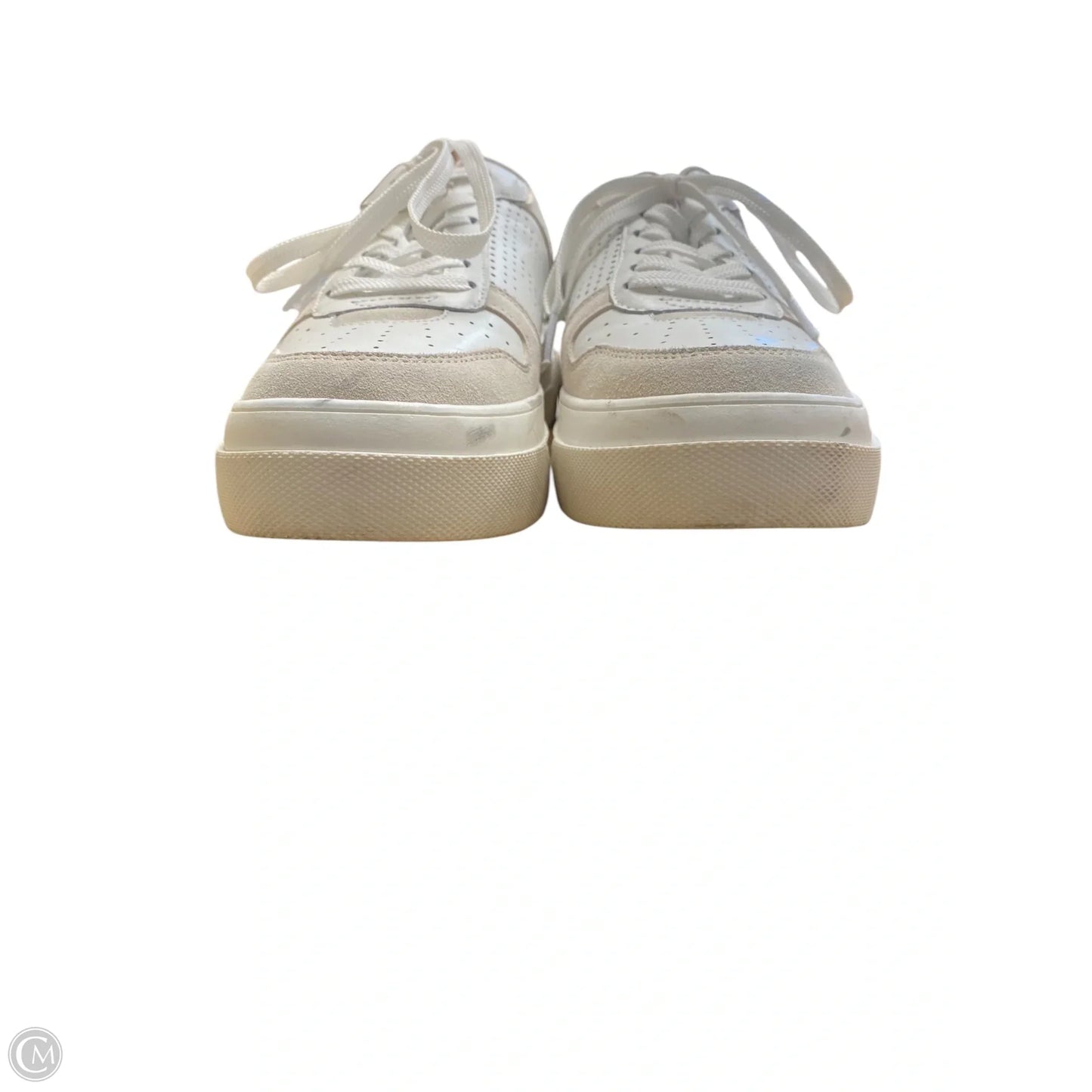 Shoes Sneakers By Clothes Mentor In Cream & White, Size: 9.5