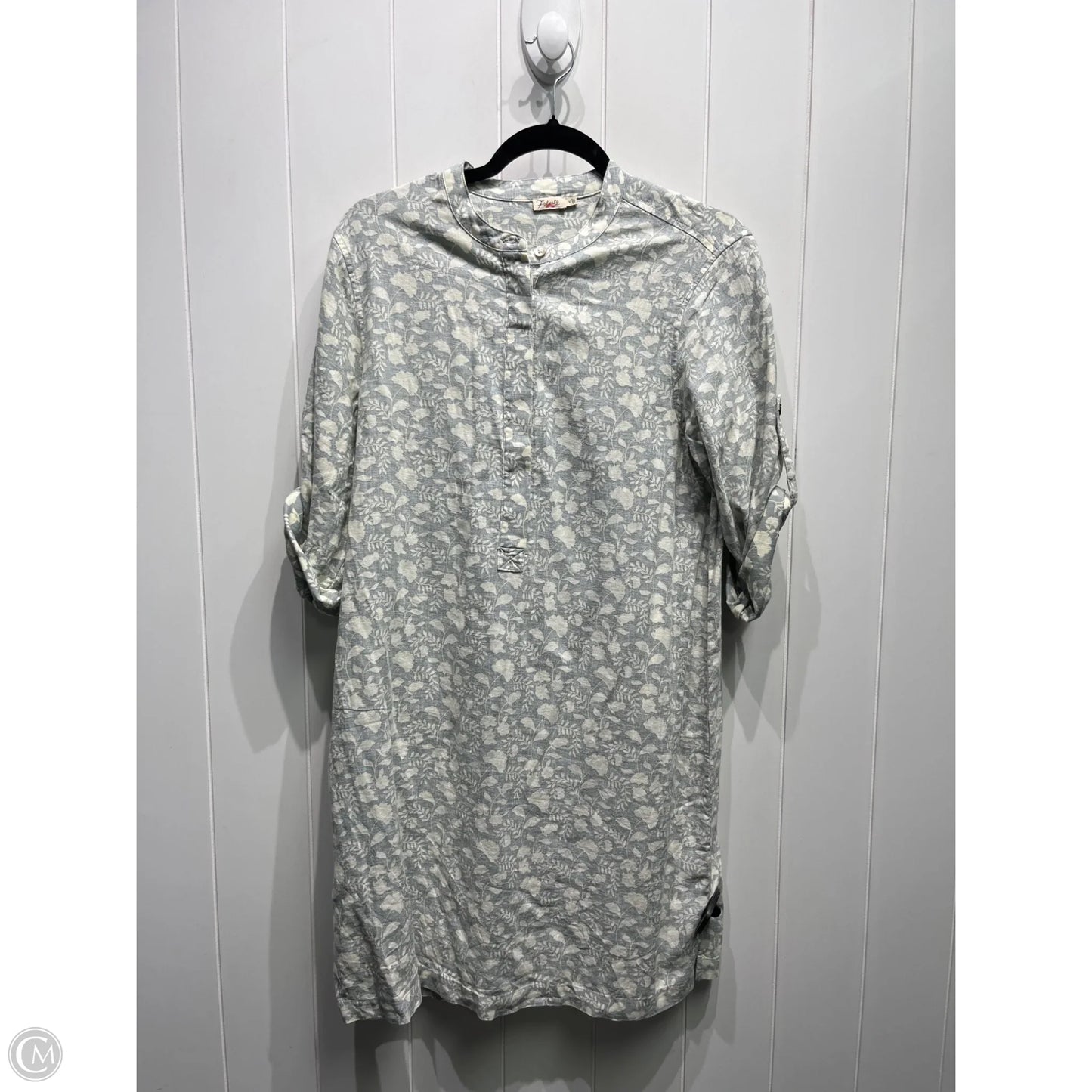 Dress Casual Short By Faherty In Grey & White, Size: M
