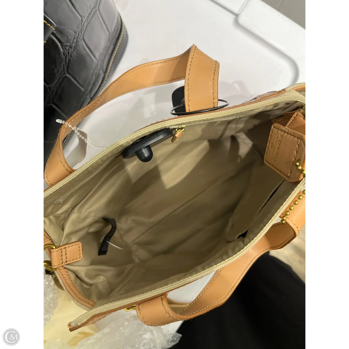 Crossbody By Fossil, Size: Medium