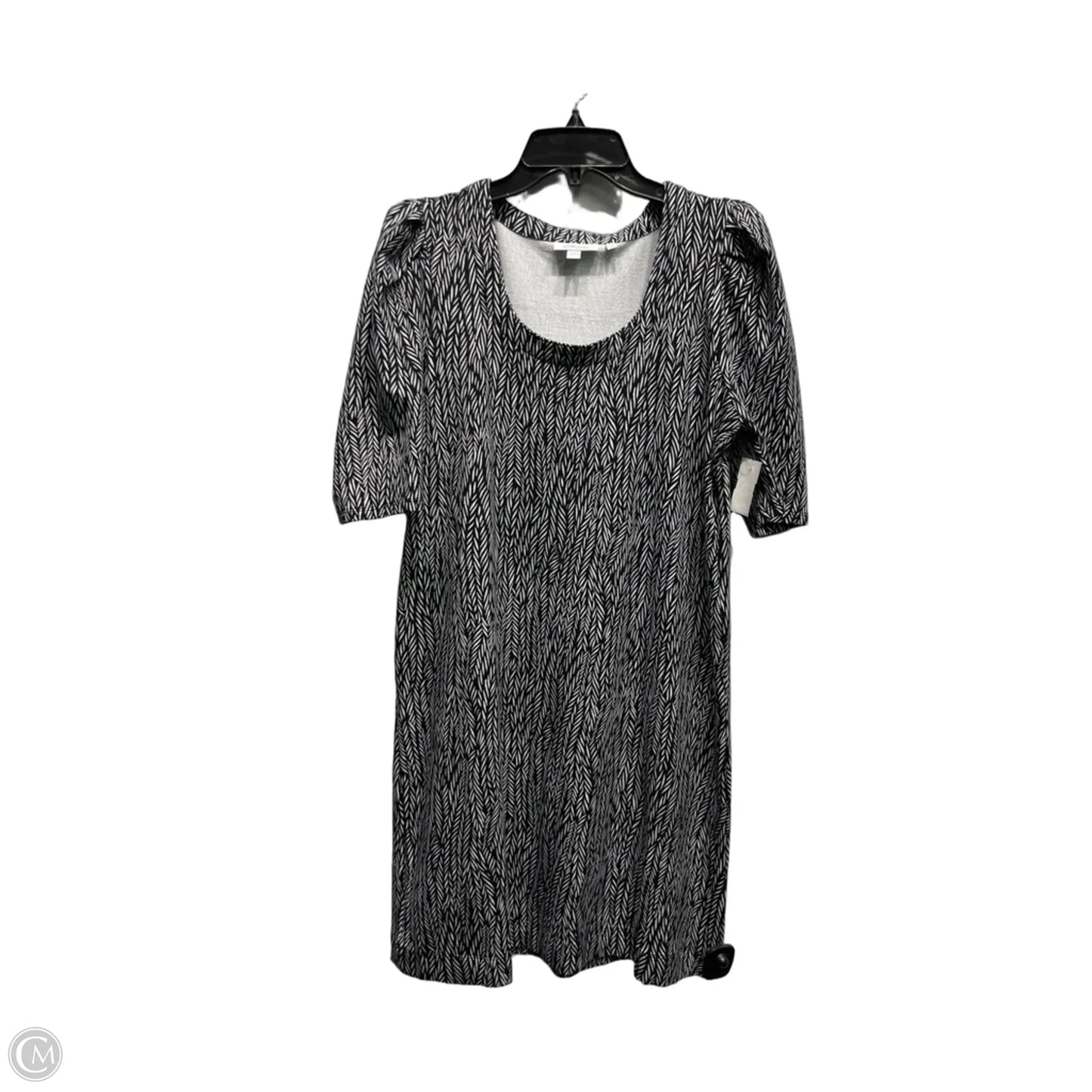 Dress Casual Short By Chicos In Black & White, Size: M
