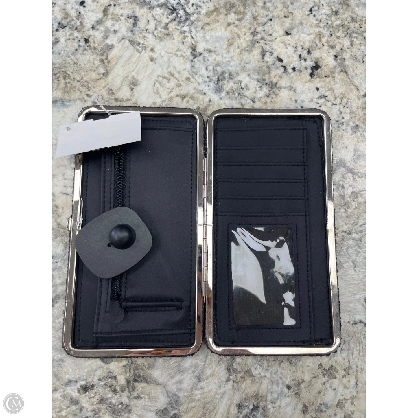Wallet By Clothes Mentor, Size: Medium